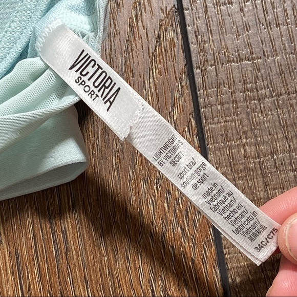 Victoria Sport Victoria’s Secret Bra Size 34C - Picture 6 of 10